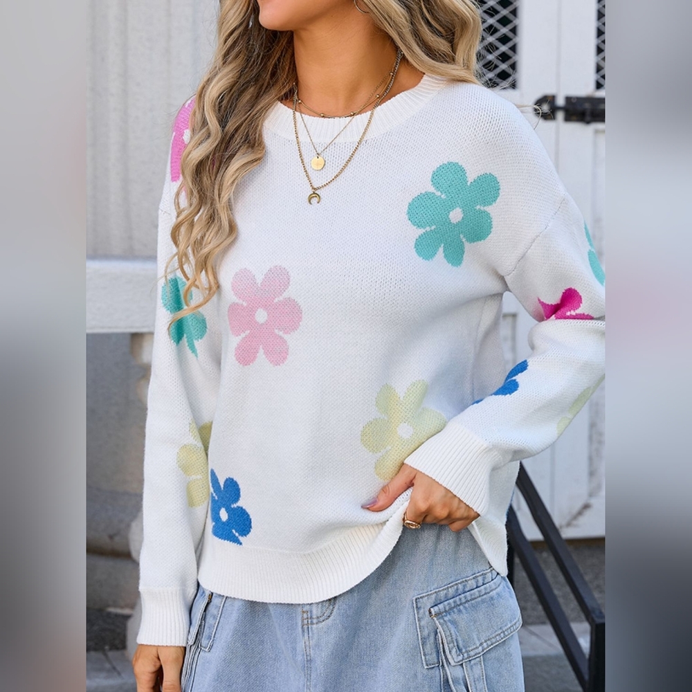 Angel Wings Flower Round Neck Long Sleeve Sweater